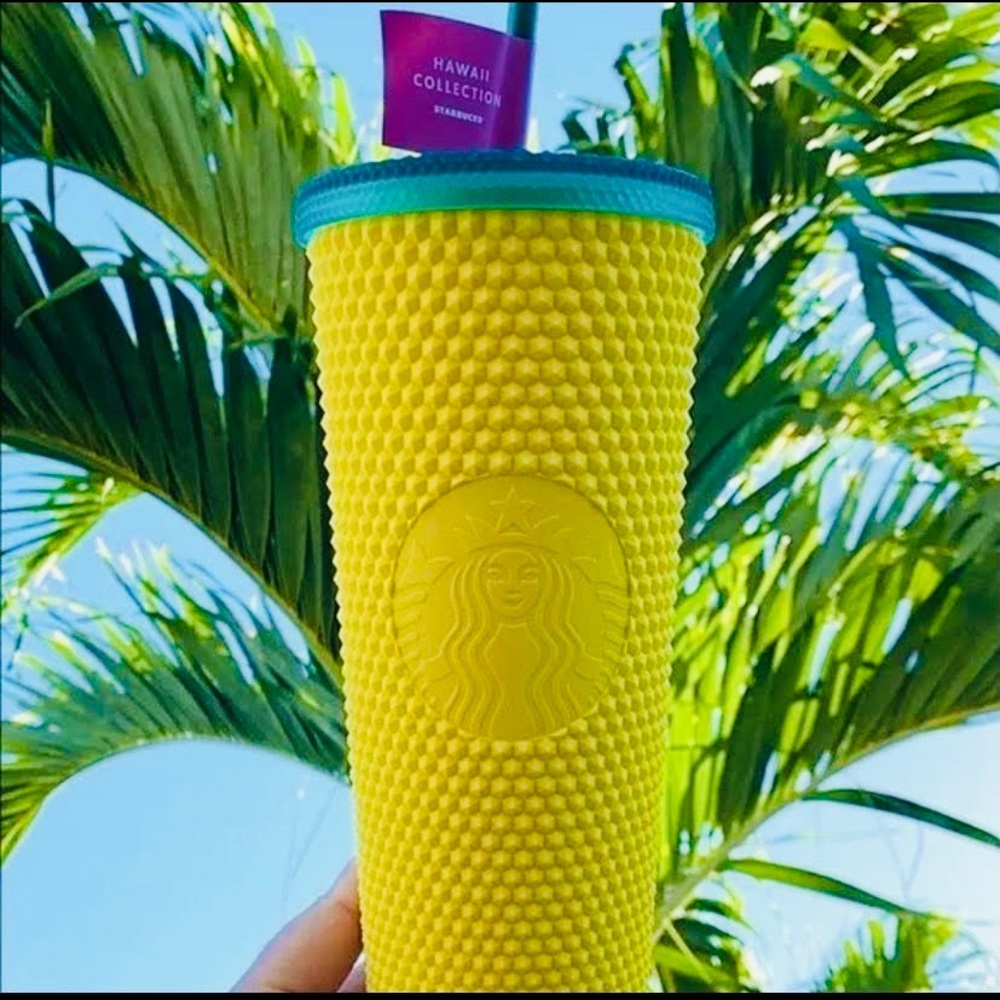 Starbucks Pineapple Studded Tumbler Yellow Cold Cup 24oz Hawaii Exclusive NWT